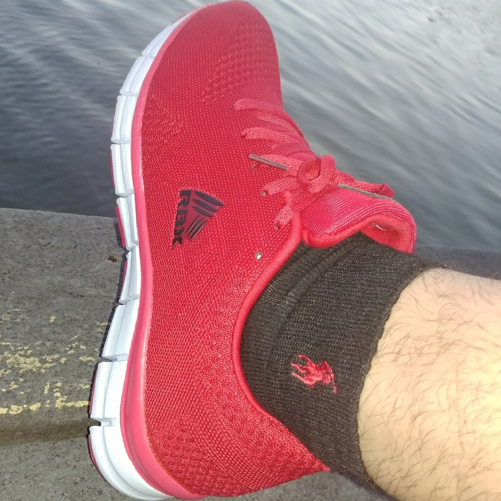 Live Life Active Reebok - Picture 3 of 4